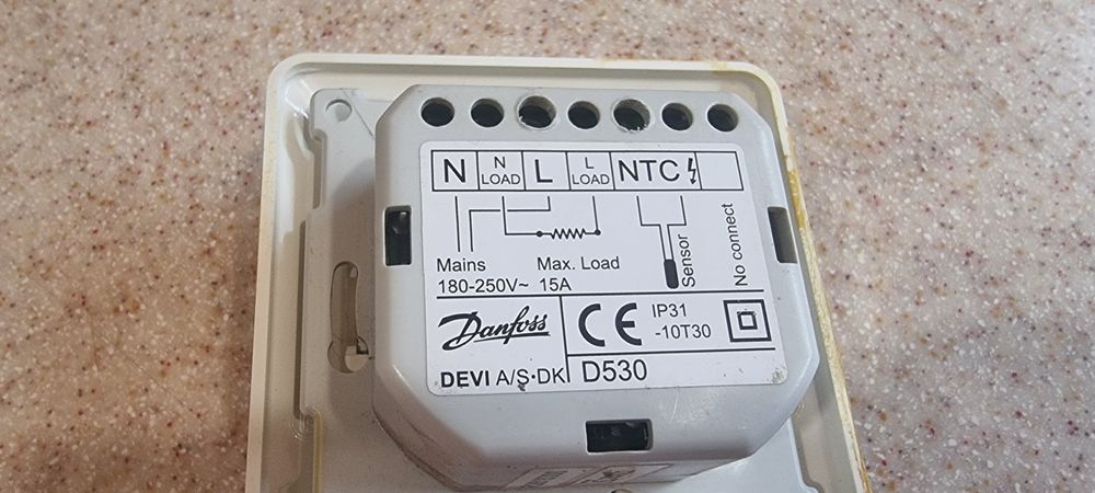 Регулятор теплого пола.