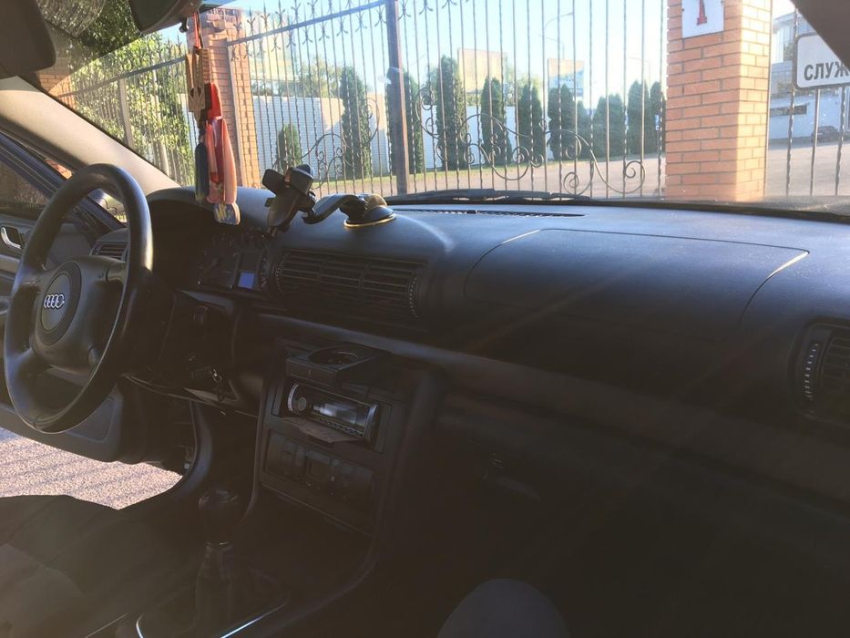 Audi-a5 2000 рік