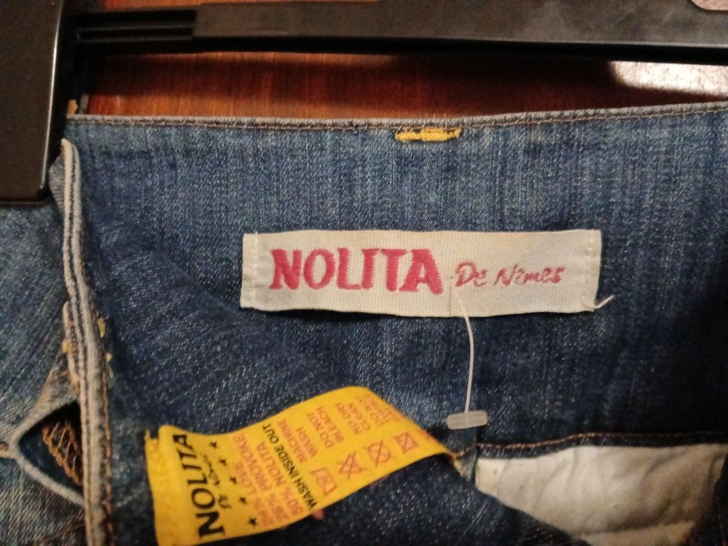 Calças de ganga tam 36 marca Nolita