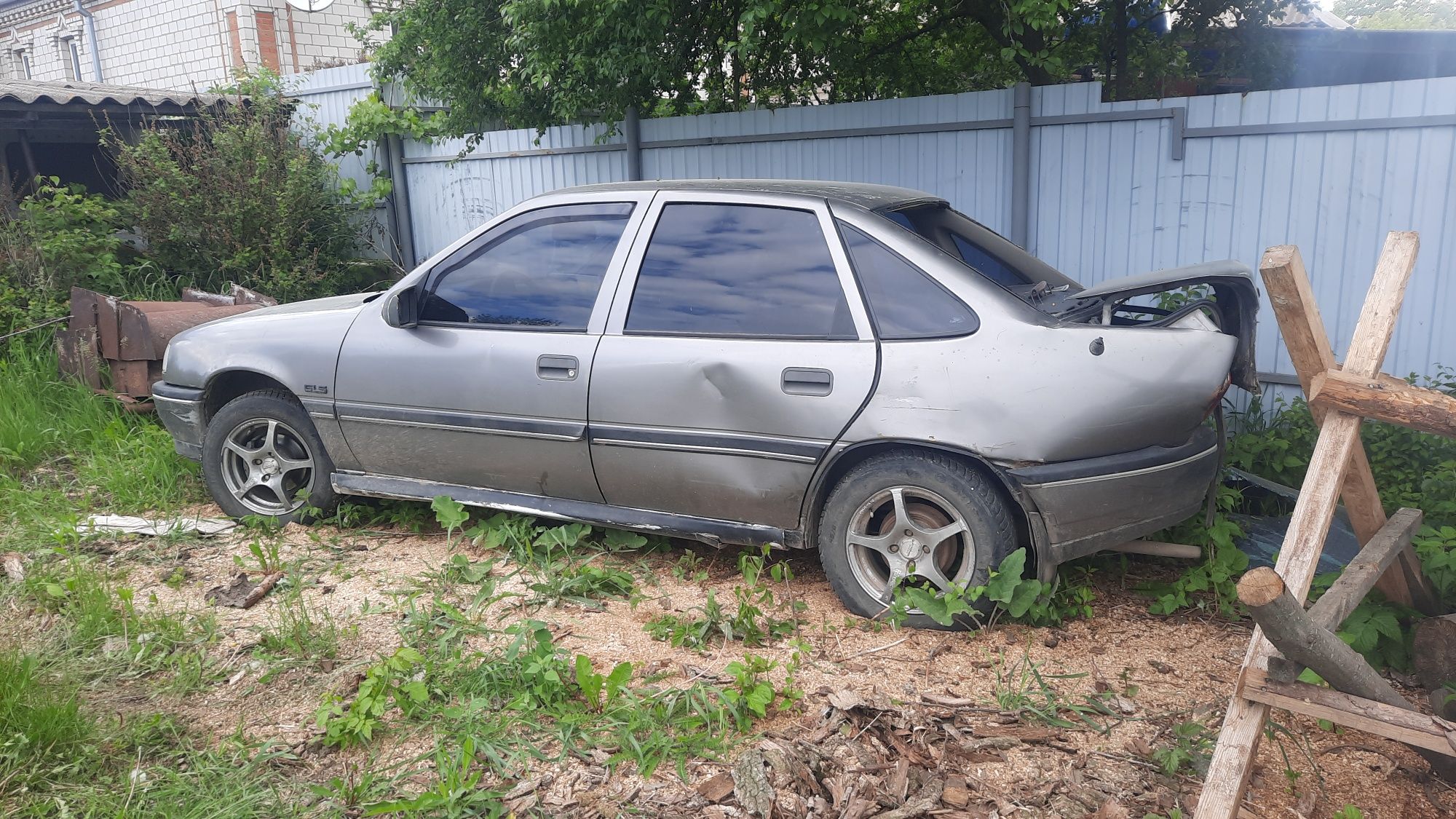 Опель Vectra 1.6 1991р