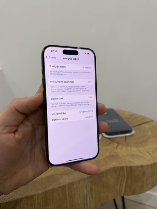 iPhone 15 Pro 8GB / 128GB Black Titanium bateria 87% - jak nowy