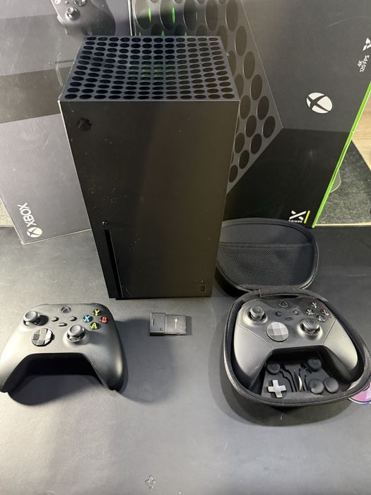 Xbox Series X 1TB + Pad Elite Series 2 + Seagate 2TB