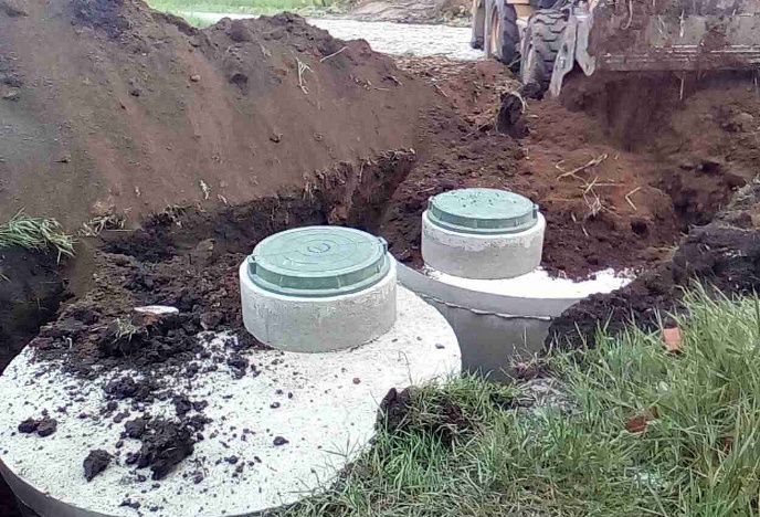 Монтаж септика і каналізації під ключ з кілець 15/17/20 куб.