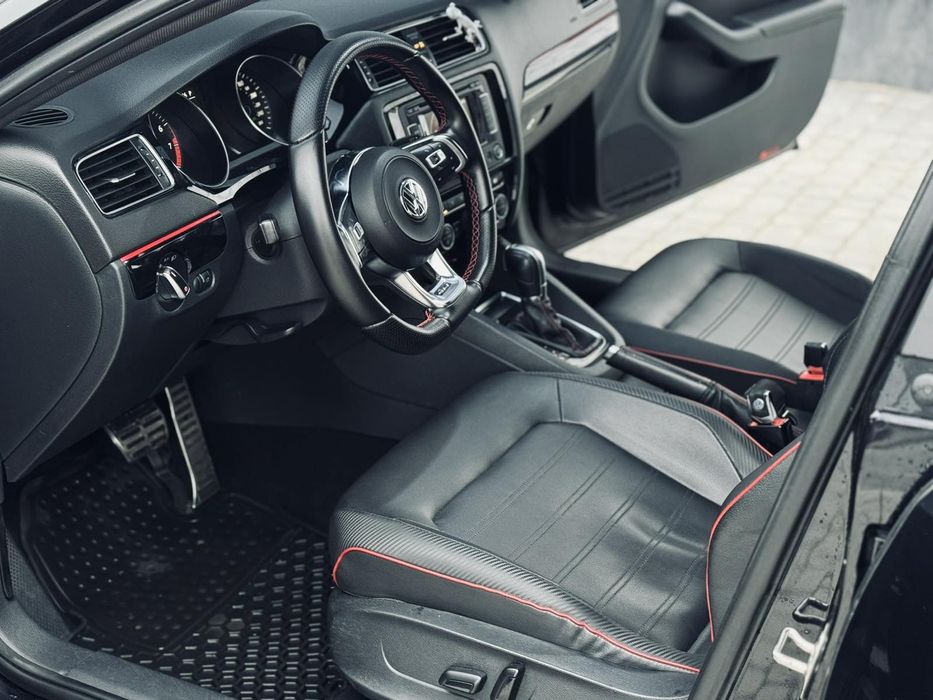 Продаю Меняю Фольксваген Джетта GLI 300+