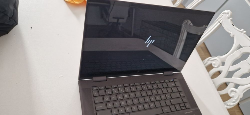 Vendo portatil 2 in 1 HP Envy x360 laptop 15