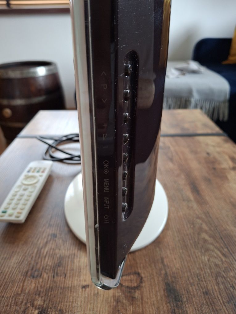 Telewizor LG 19 cali(biały)