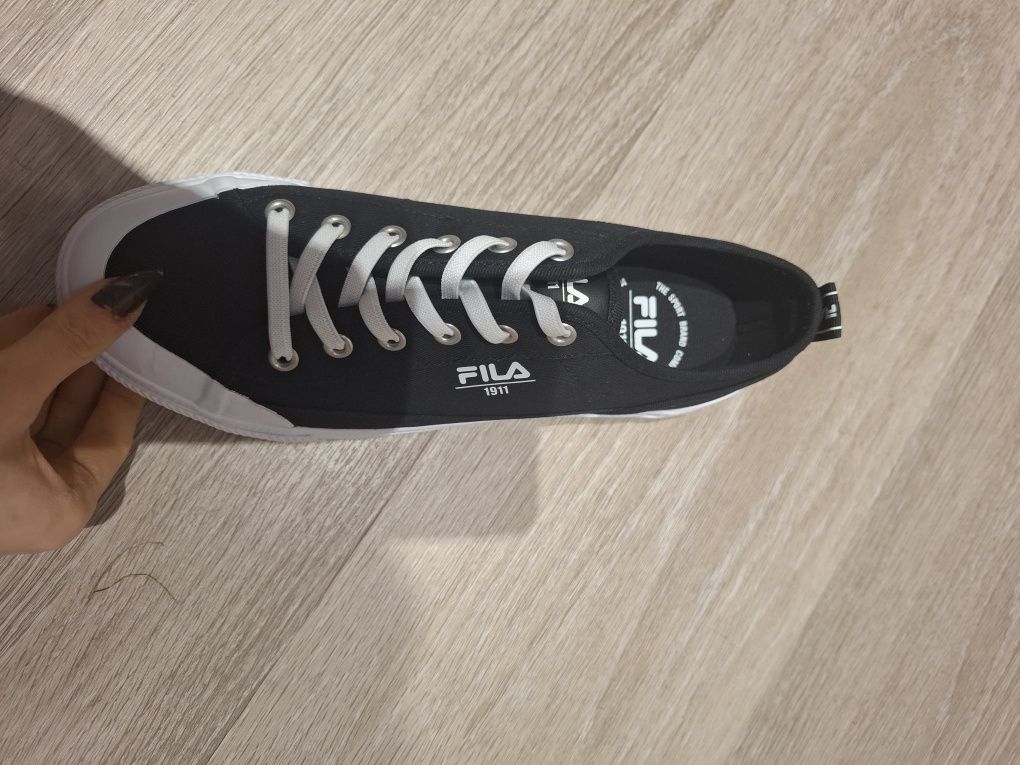 Nowe buty fila 39
