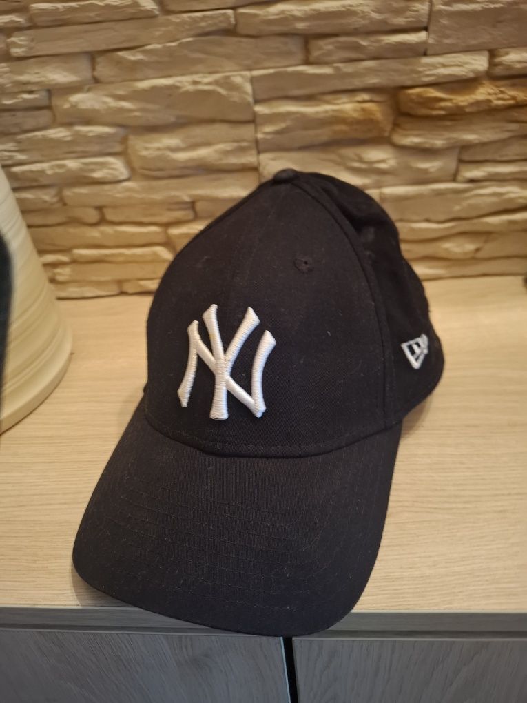 Czapka z daszkiem New  Era