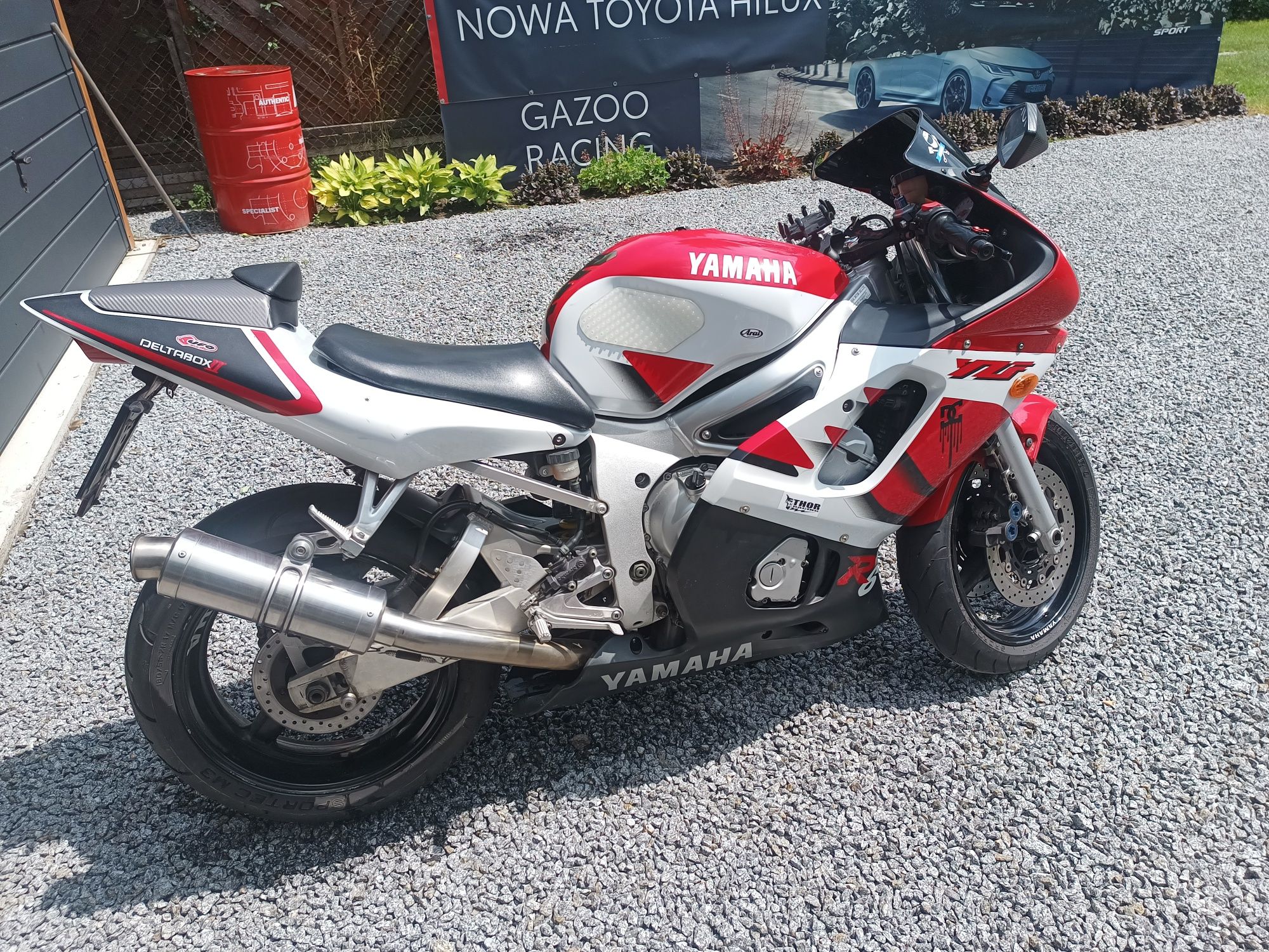 Yamaha yzf R6 RJ03 600