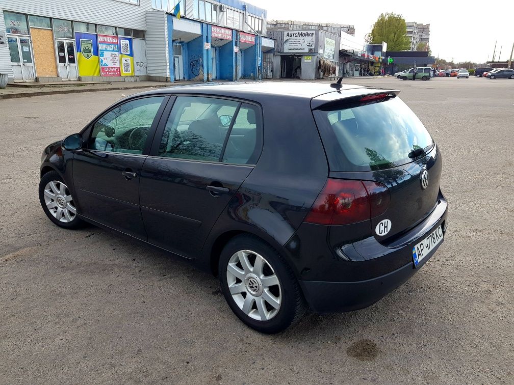 Продам автомобиль Golf 5