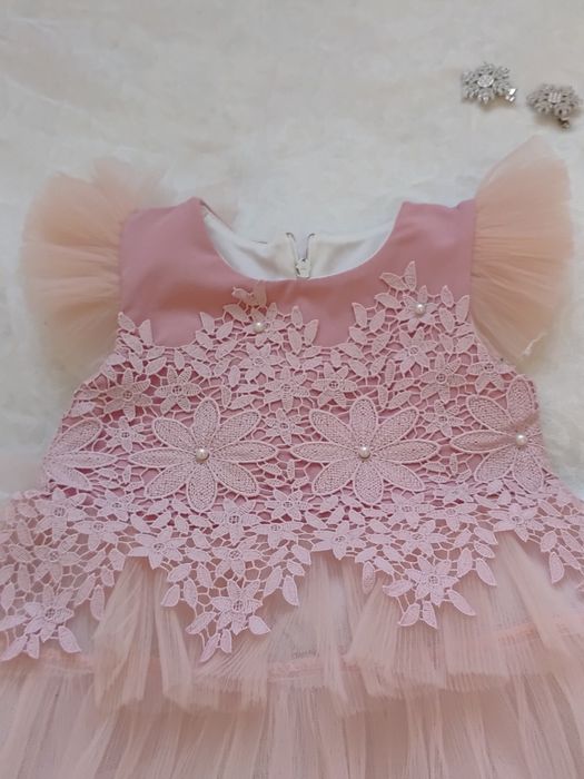 Śliczna sukienka dla małej księżniczki tiul koronka spinki roz. 92