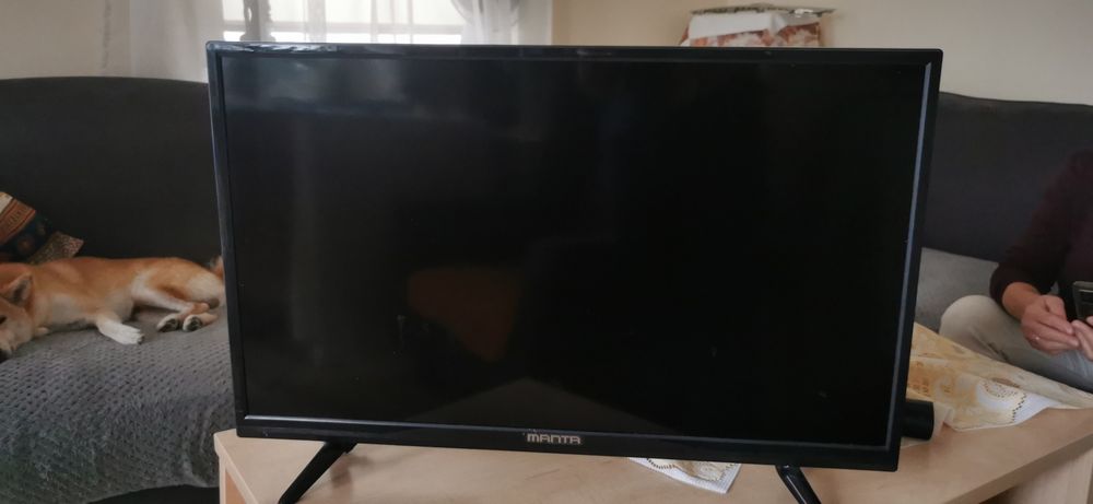 Telewizor 32' Manta + dekoder