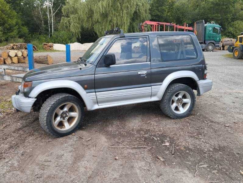 Mitsubishi Pajero II 1994r. 2.5 TD