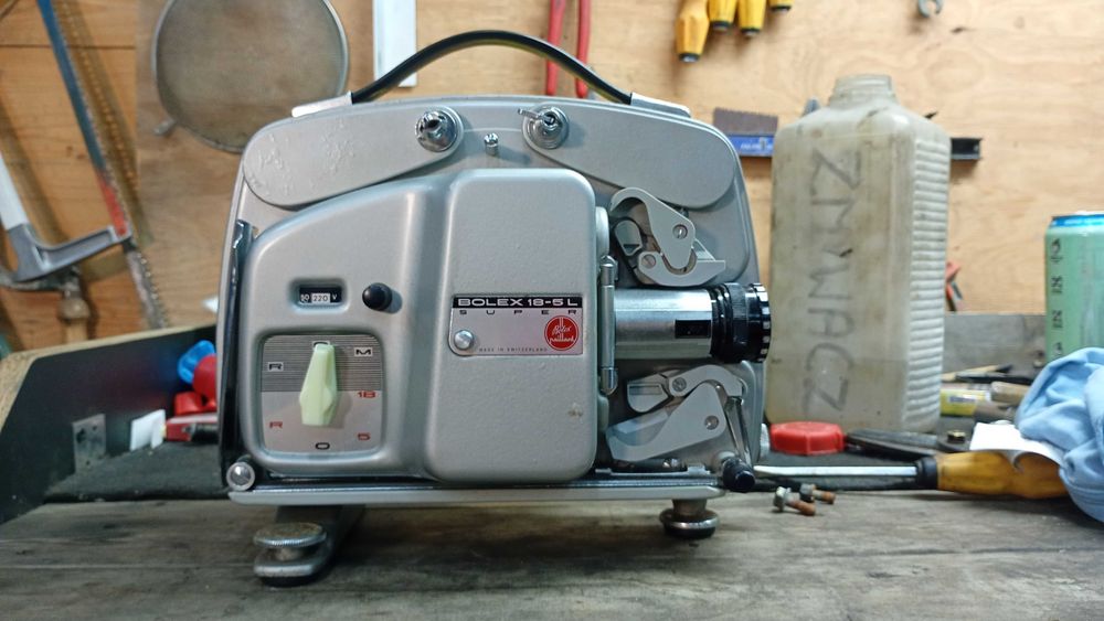 Zabytkowy projektor BOLEX 18-5L Super