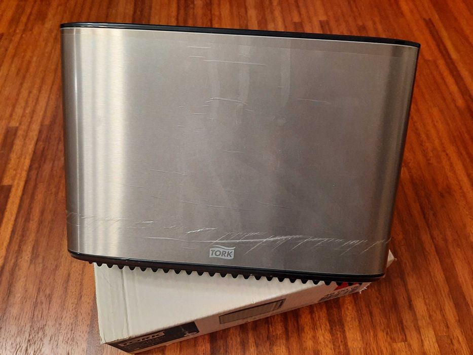 Dozownik podajnik papieru toaletowego TORK