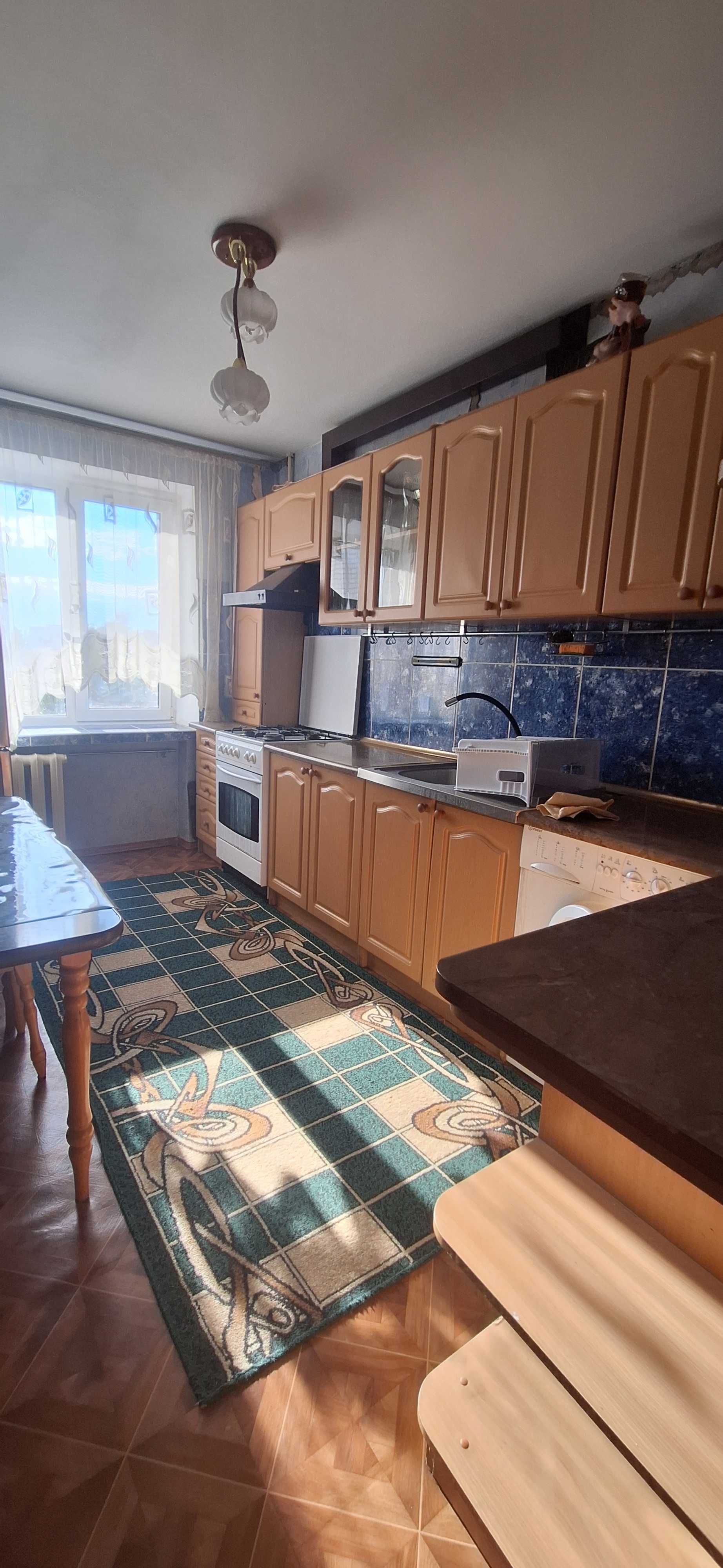 Сдается 3 ком. кв. в Корабельном р-н по.Богоявленский 327/2