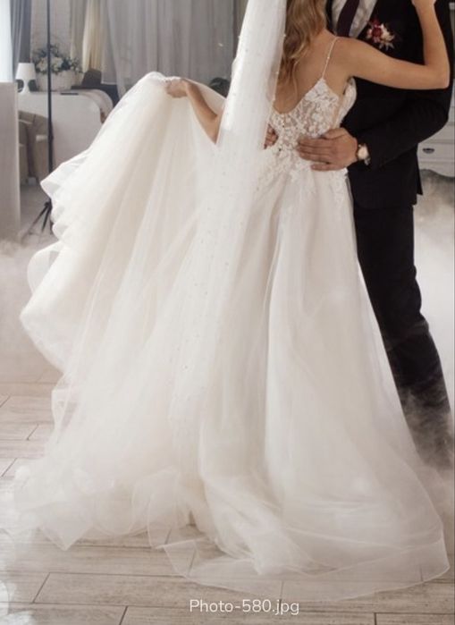 Весільна сукня • А-силует • Ідеальний стан