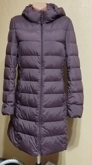 Пальто пуховик  бренда  Uniqlo