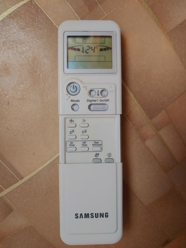 Продам пульт управления кондиционером Samsung DB93-04700S