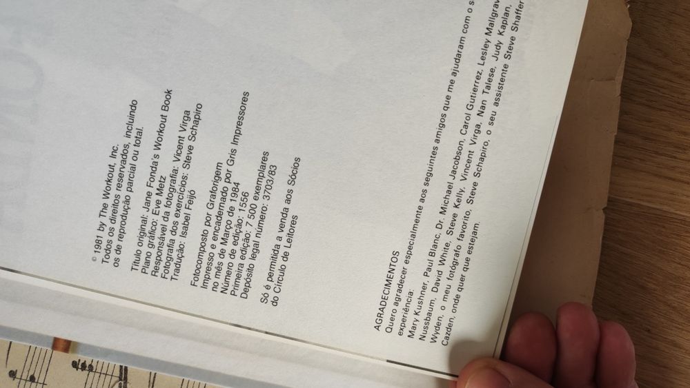 Livro  "Em forma com Jane Fonda" Antigo - Vintage