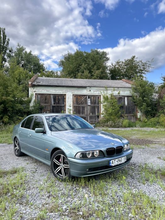Продам BMW e39 FL