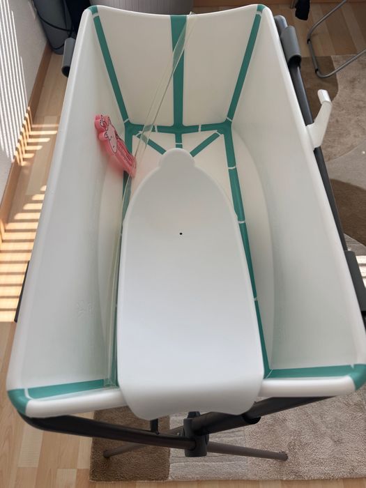 Wanieka ze stelażem i wkładką dla noworodka, fexi bath stokke