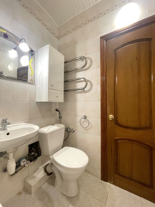 Продаж 2-к вул. Єреванська 25/1, Соломʼянська пл, Космонавтів