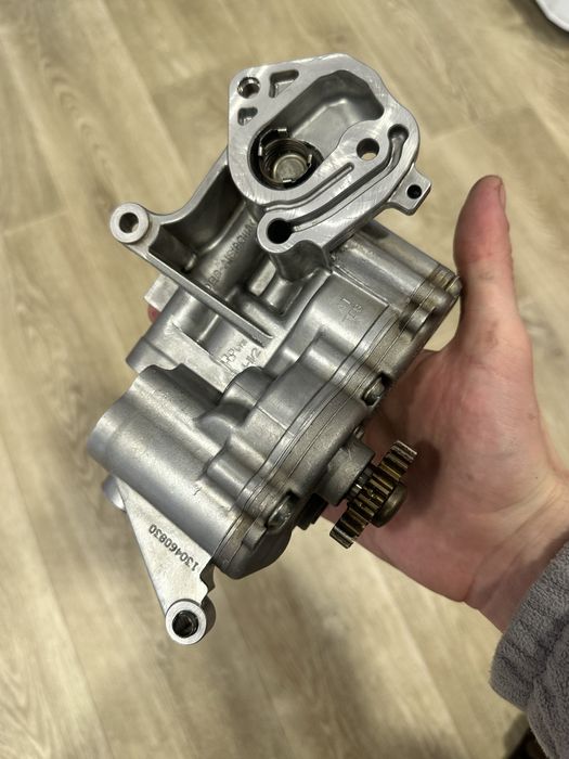 Оригінальний масляний насос, TSI 1,8 2,0 3,6