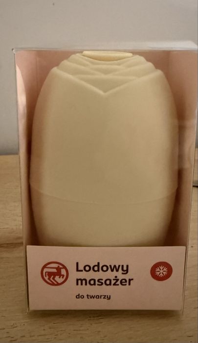 Lodowy masażer do twarzy rossmann