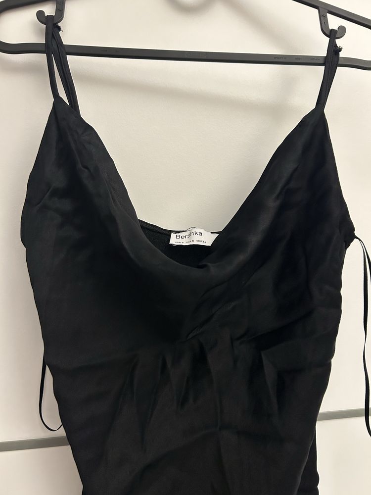 Vestido acetinado
