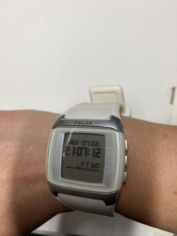 Relógio pulsómetro Polar FT60 branco