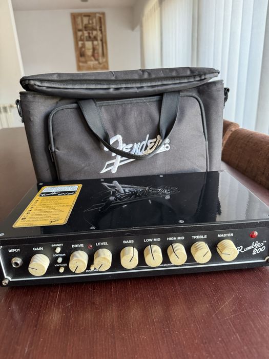 Fender Rumble 200 (head)