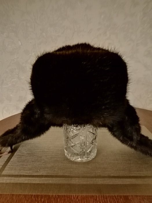 Норковая мужская шапка ушанка полностью из меха.