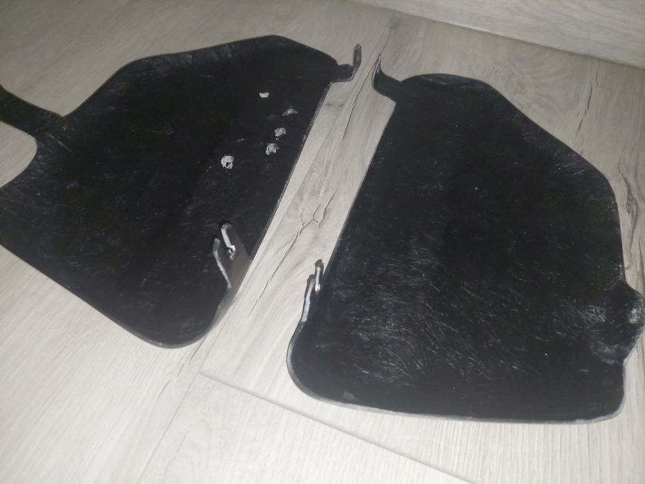 Nowe polskie solidne oslony boczne boczki rama wsk 125 b3 jednoramowa