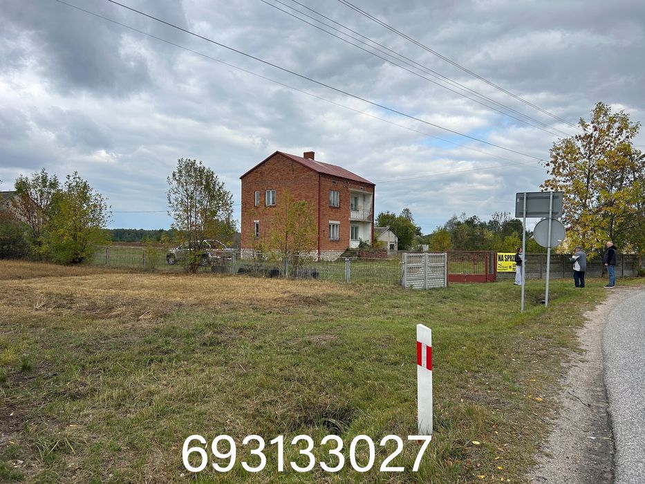 Dom z dużą działką przy trasie DK 746