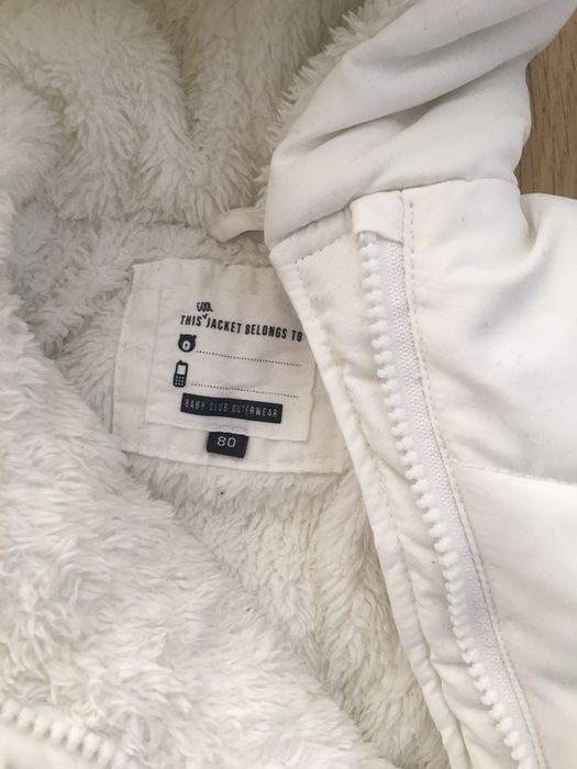Kurtka zimowa z rekawiczkami C&A, 9-12, 80 dla chlopca
