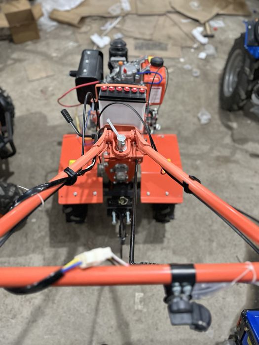 Мотоблок Zubr XA-31 E