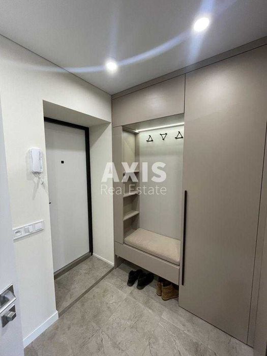 Продаж 1к квартири на Русанівській набережній, Дніпровський р-н