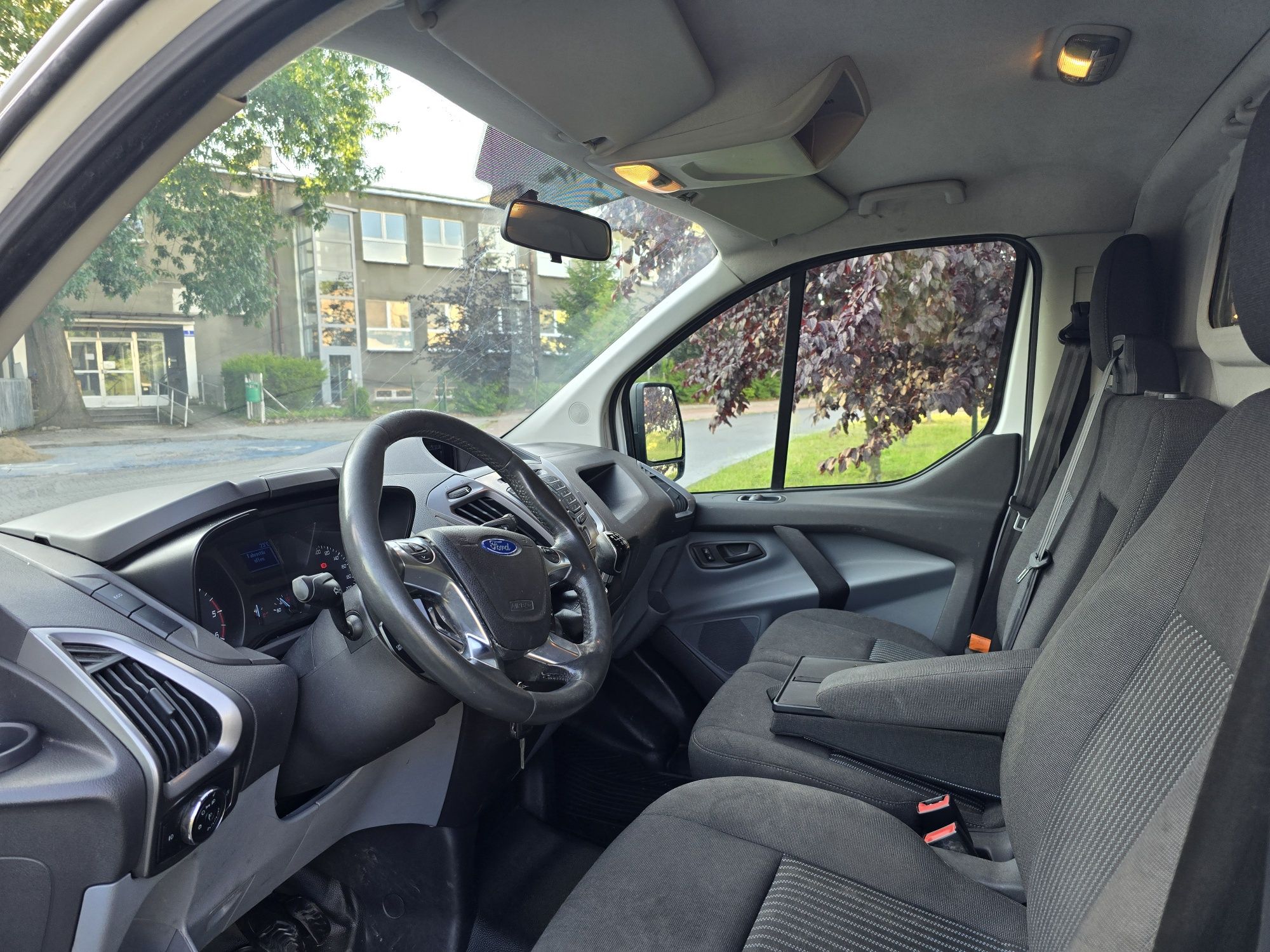 Ford Transit Custom 2.2 125 p.s Klima Elektryka Tempomat