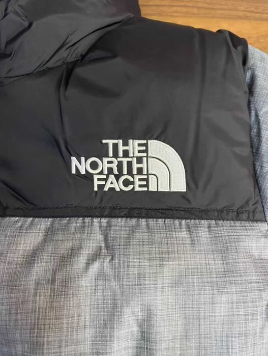 Puchówka The North Face w szaro-czarnej wersj/XL