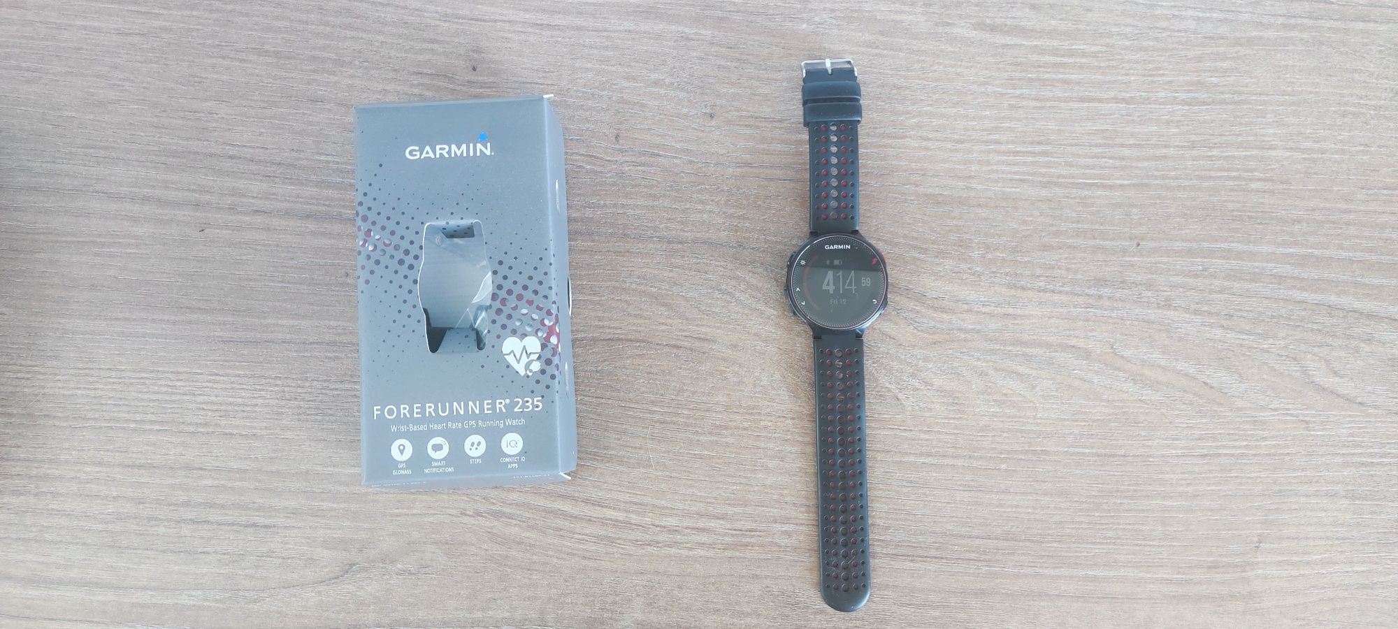 Relógio Garmin 235