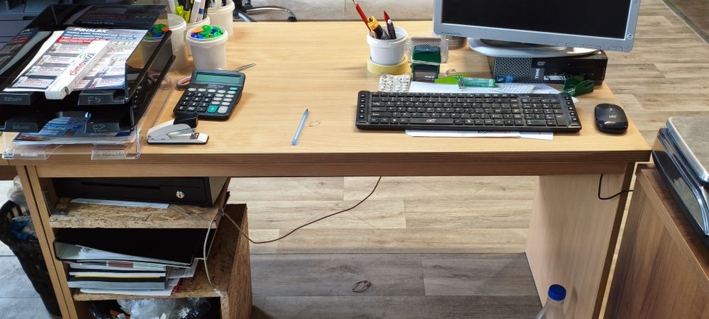 Biurka,szafki, witrynka