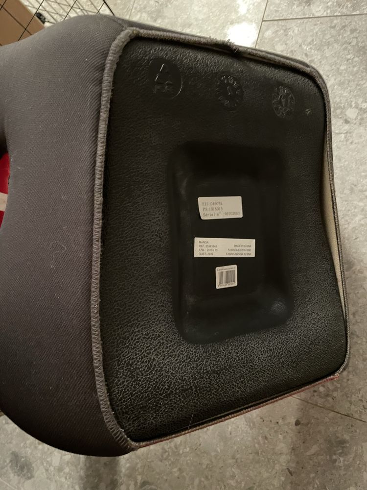 Assento elevarorio p/ criança ZY safe vermelho