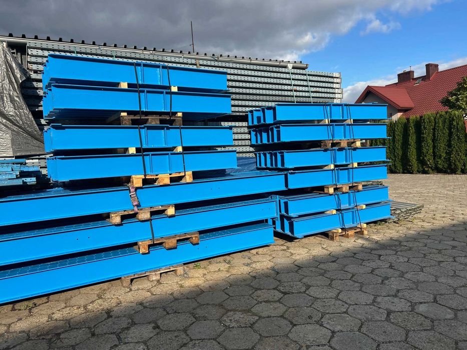 Regał magazynowy wspornikowy jednostronny H600cm na drewno profile