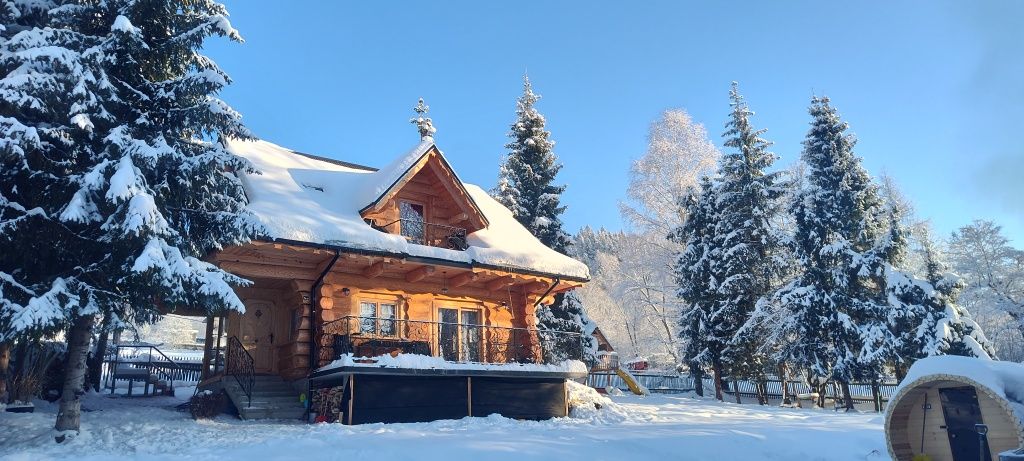 Dom w górach domki domek drewniany wakacje sauna balia Beskidy
