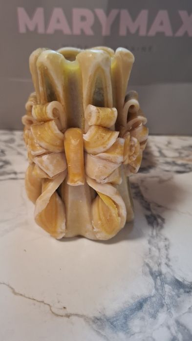 Продам красивая свеча