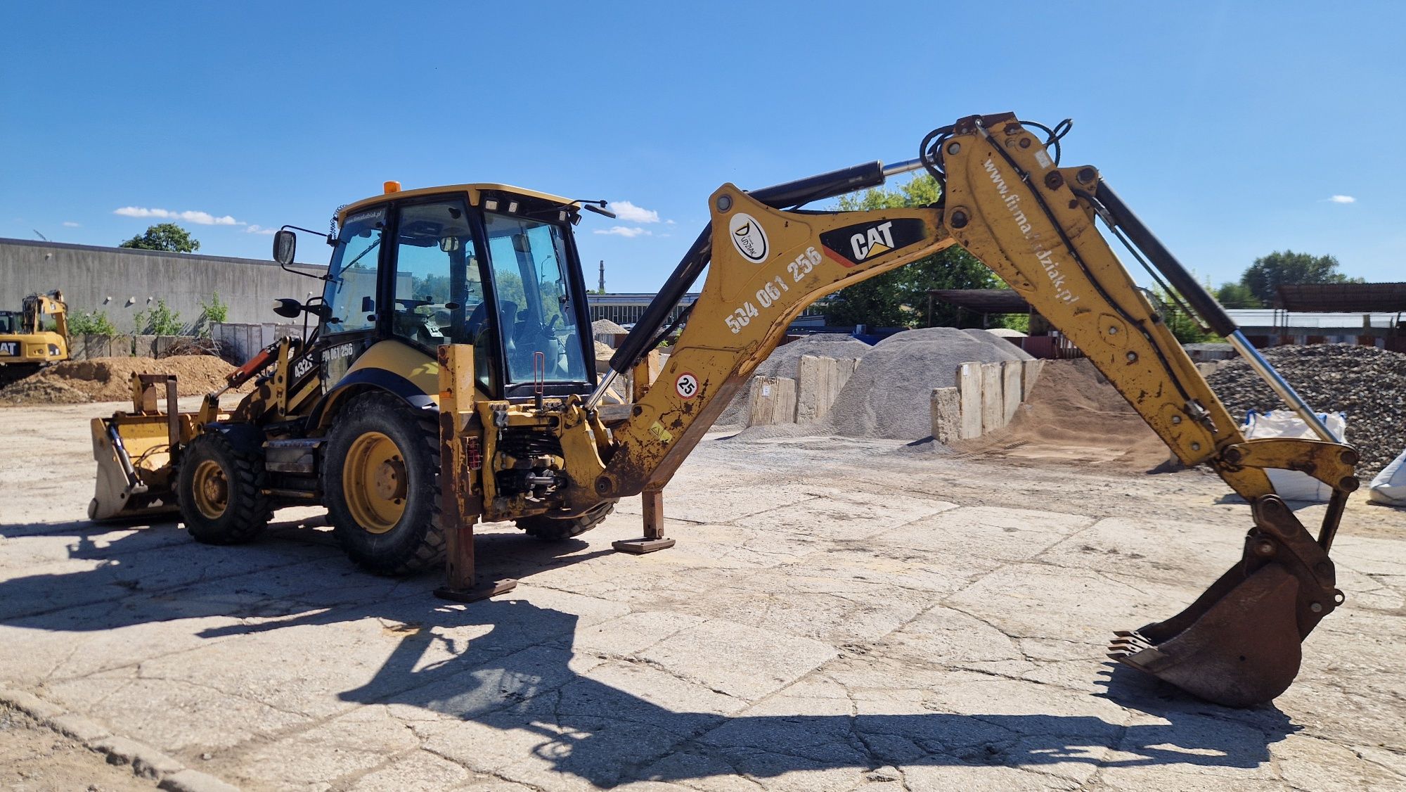 Koparko-ładowaka Cat 432f