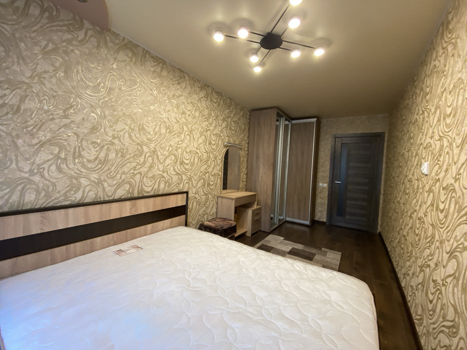 Сдам 3-ком пр Поля / Кирова . Центр в 10 мин