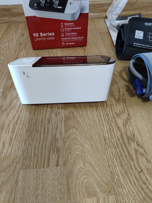 Тонометр Omron M6 Comfort