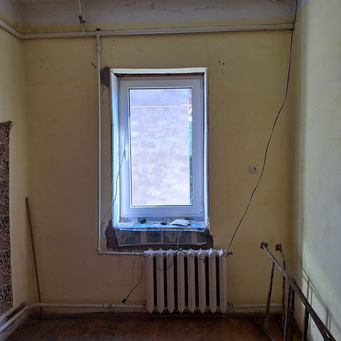 Продаж НАПІВ особняк